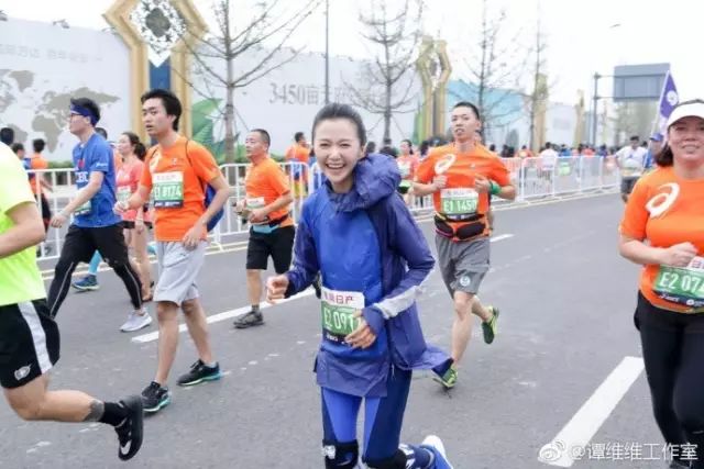 谭维维什么时候开始健身的,谭维维跑步前后对比