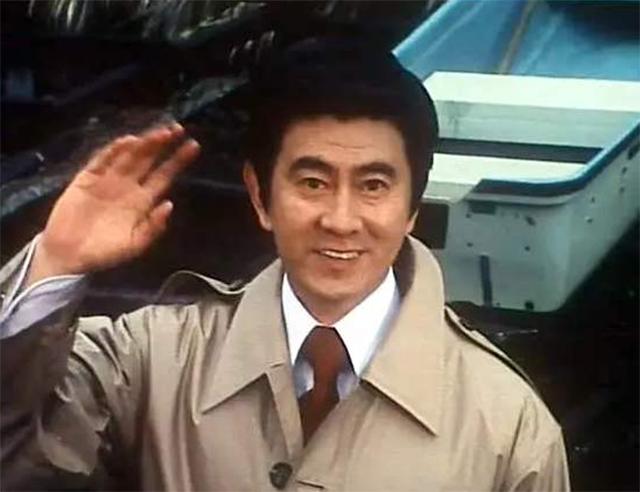 宇津井健和山口百惠视频,宇津井健血疑