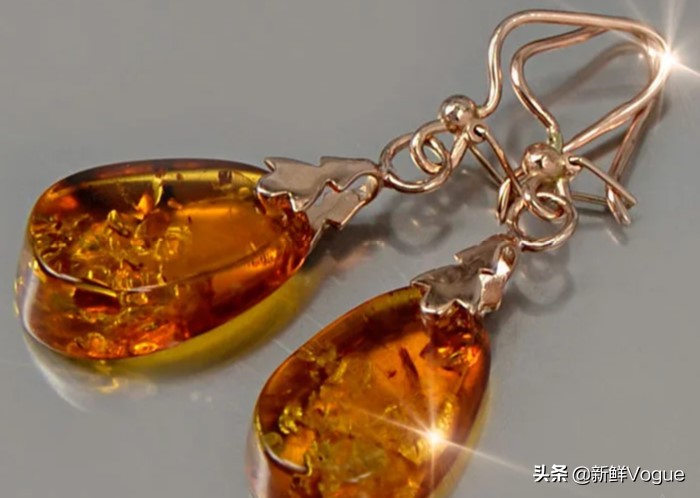 苏联金首饰,苏联特有珍贵的宝石珠宝