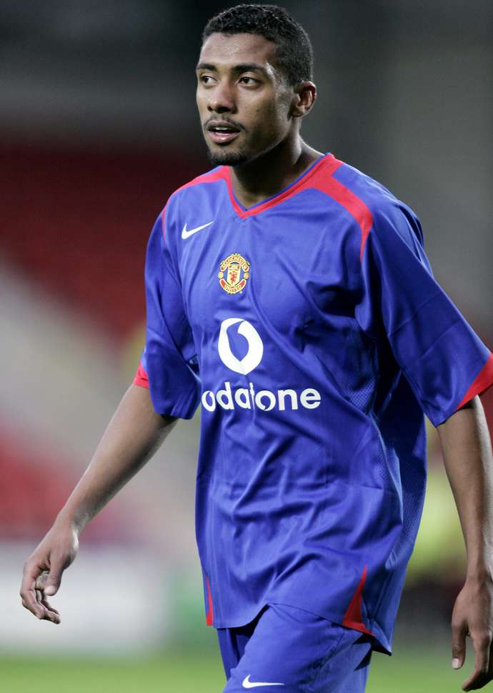 桑切斯曼联谁引进的,桑切斯加盟曼联怎么回事