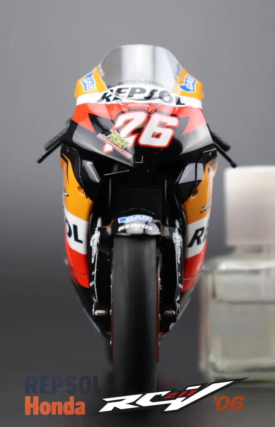 模玩秀：V5神车！田宫1/12HONDARC211v’06BY：铲屎大冰箱