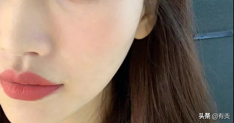 干皮、油皮、痘痘肌看过来!亲测不卡粉、不脱妆的粉底液指南!