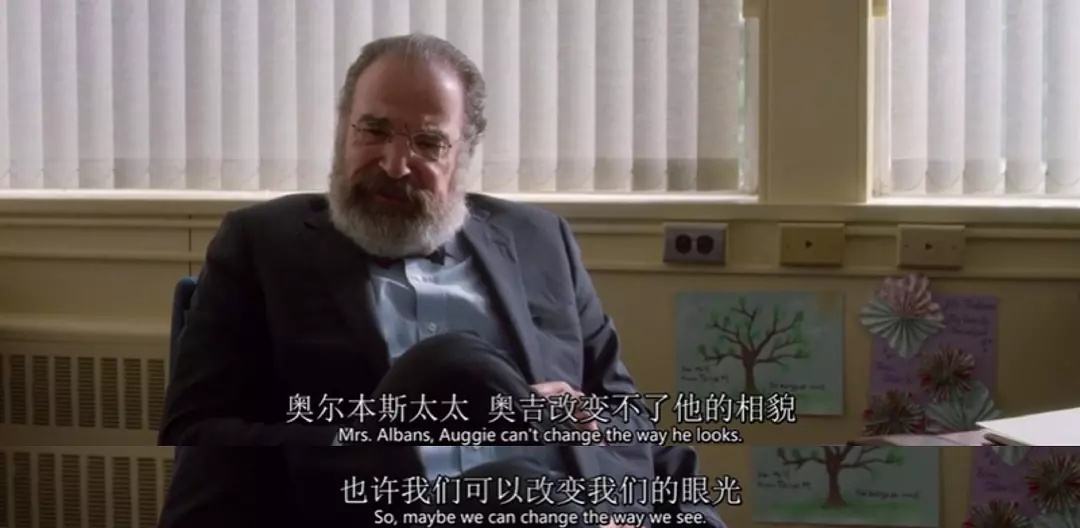 女童顶着“蝙蝠”形胎记出生，历经7次手术，如今过得怎样了