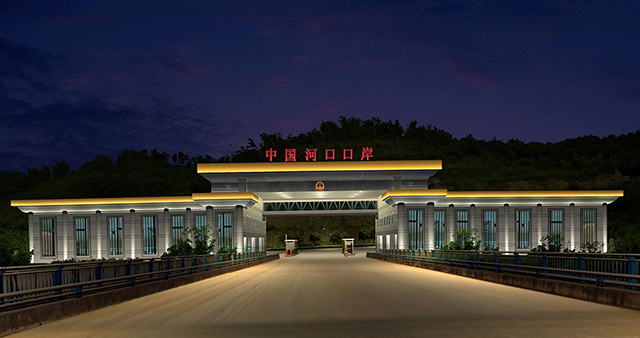 中缅边境五星红旗飘扬,越南热评中越边境