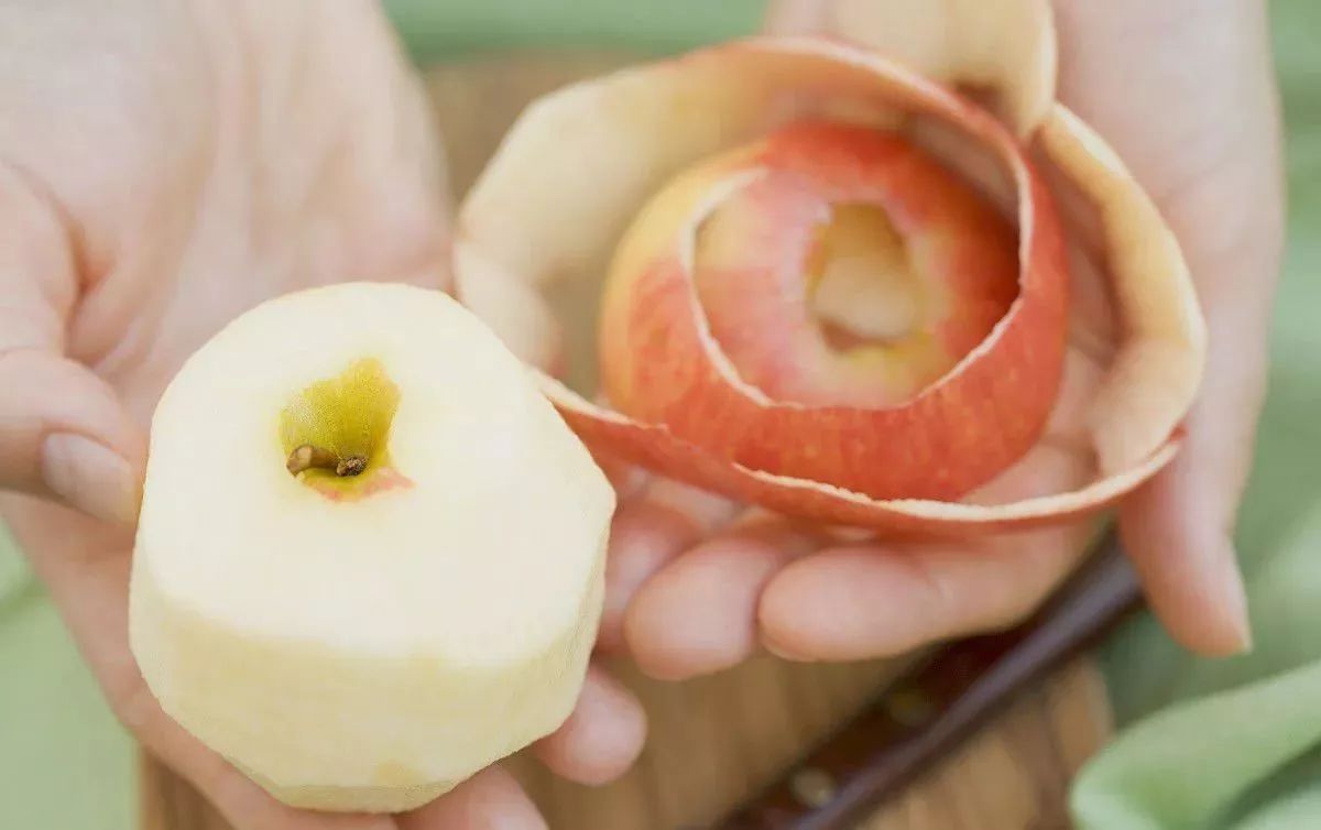 晚上吃苹果有害身体健康吗,经常吃苹果对身体有害