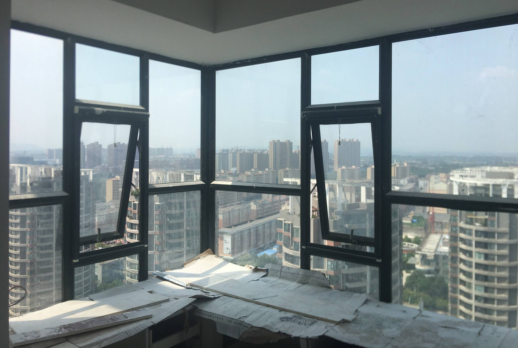 挂窗帘和不挂窗帘的区别,窗帘挂杆怎么选