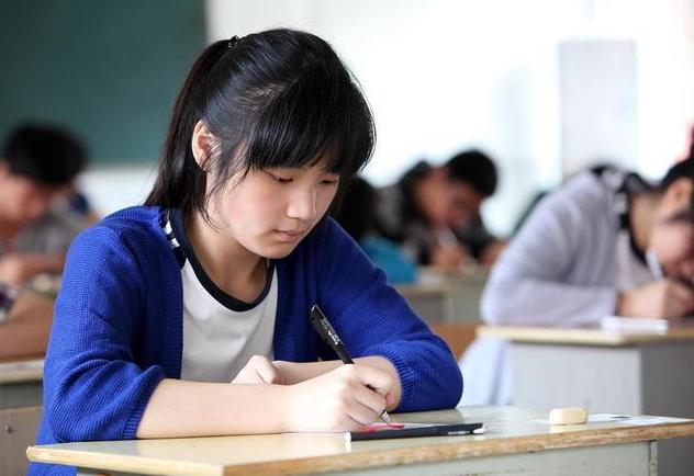 中考不允许复读吗,中考为什么不允许留级复读