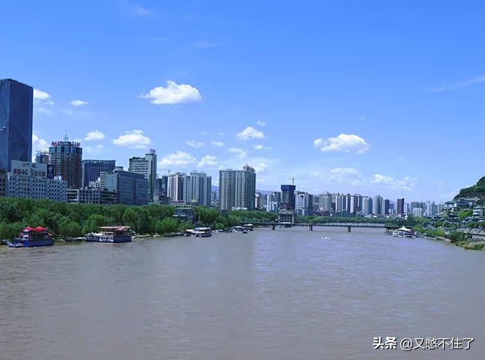 别再花冤枉钱赚钱不容易,旅游中的这些坑您得擦亮眼睛