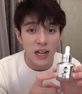 李佳琦推荐的4款抗衰老精华,李佳琦海蓝之谜眼部精华