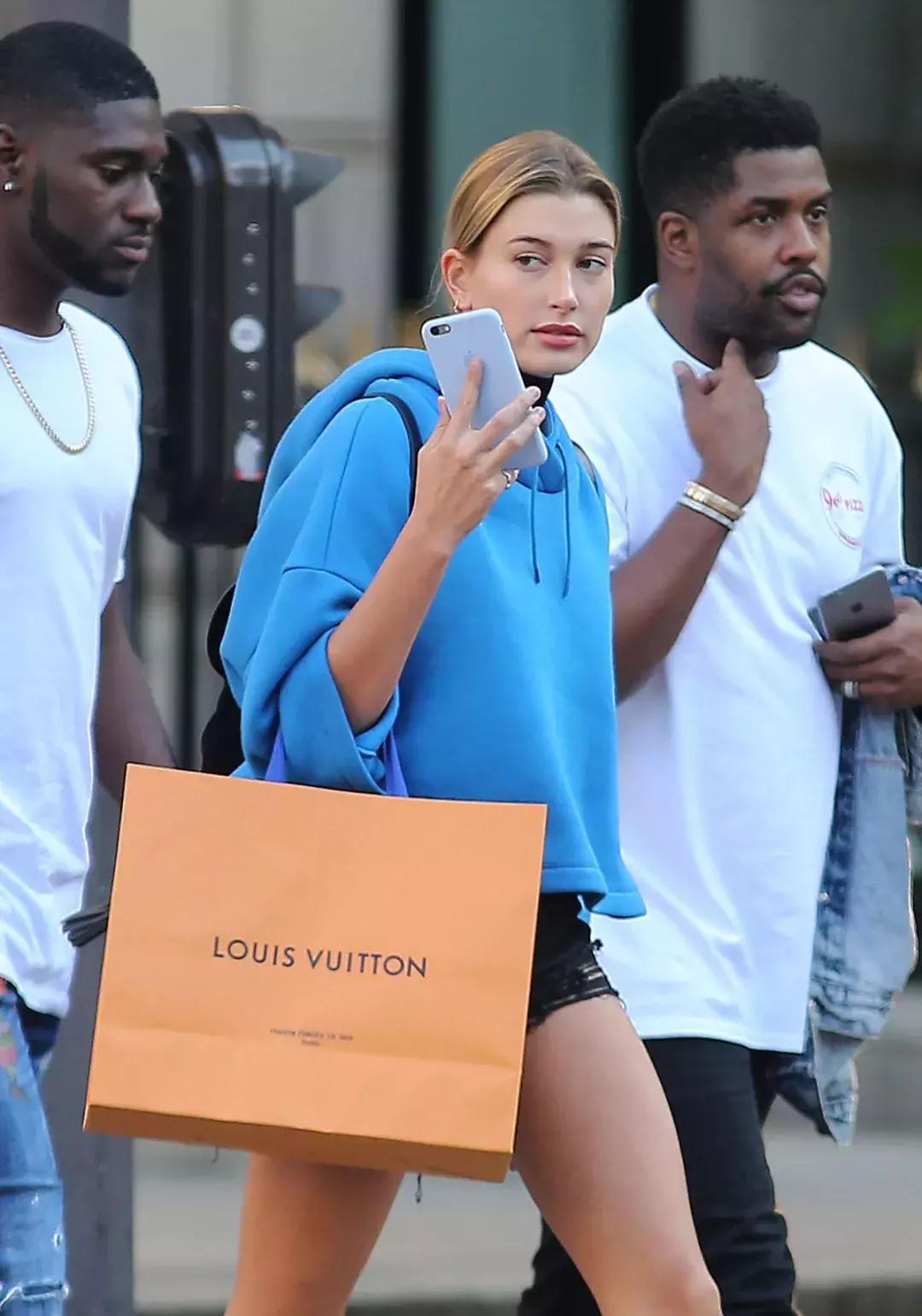 明星们买这个包时，都是“批发”的吗？