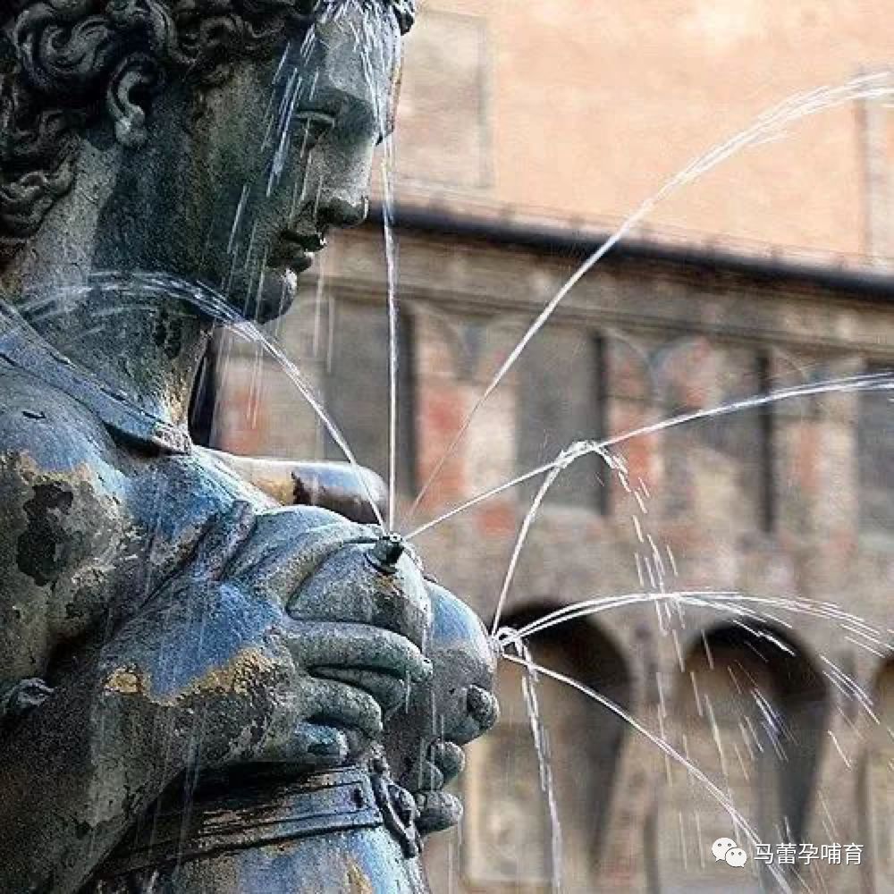 吸奶器催乳下奶最快的方法,哺乳妈妈催乳手法