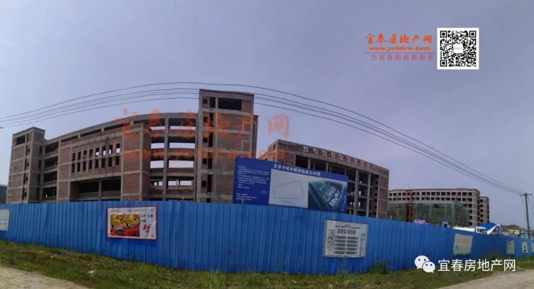 体育中心占地58亩,市民体育活动中心