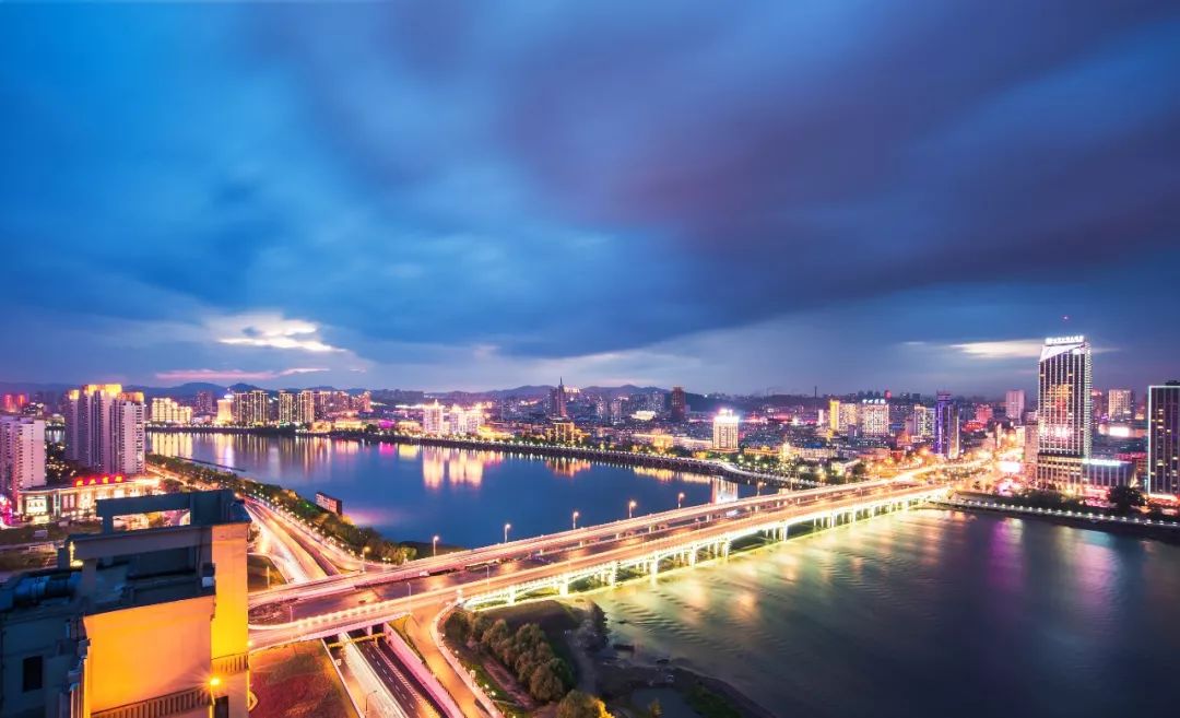 最漂亮的雾凇雪景在哪里,为什么吉林的雾凇最知名