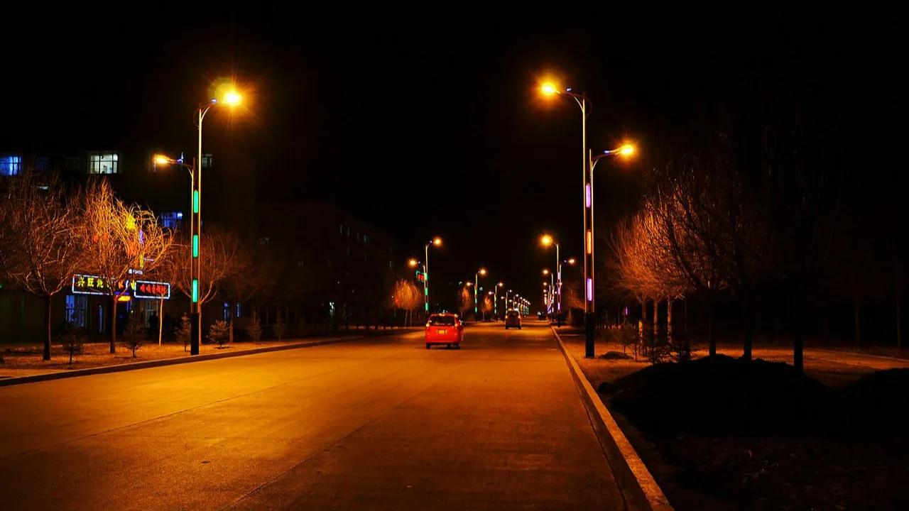 离了婚又觉得孩子苦还是别离婚了,离了婚的孩子有多痛苦