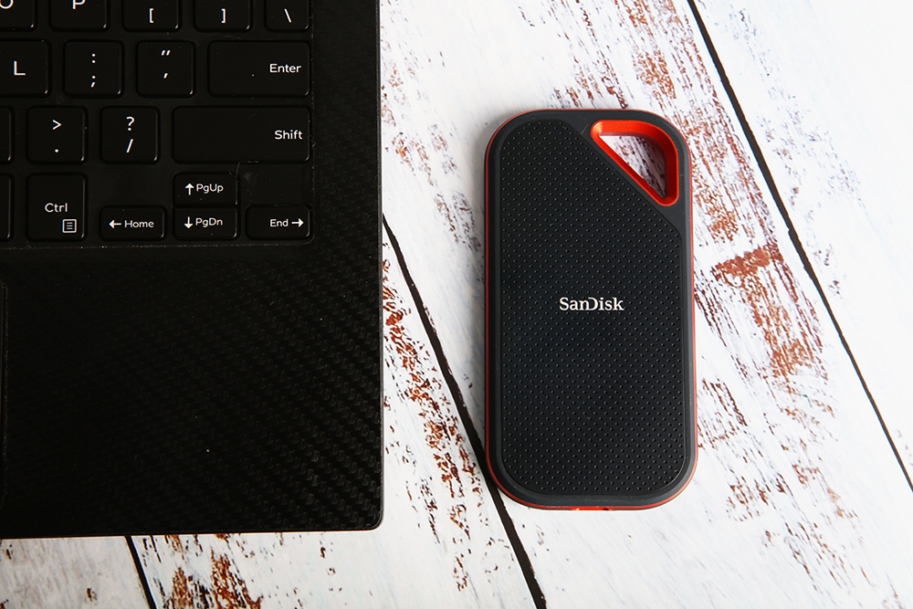 闪迪至尊超极速固态硬盘拆解,闪迪至尊极速移动固态硬盘使用