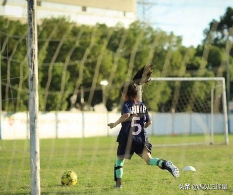邓超孙俪两个孩子长什么样,邓超孙俪三个孩子的日常