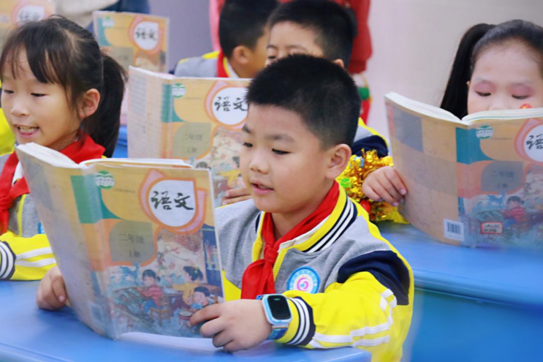 尚雅文笔相约明天——连江县文笔小学欢迎新同学