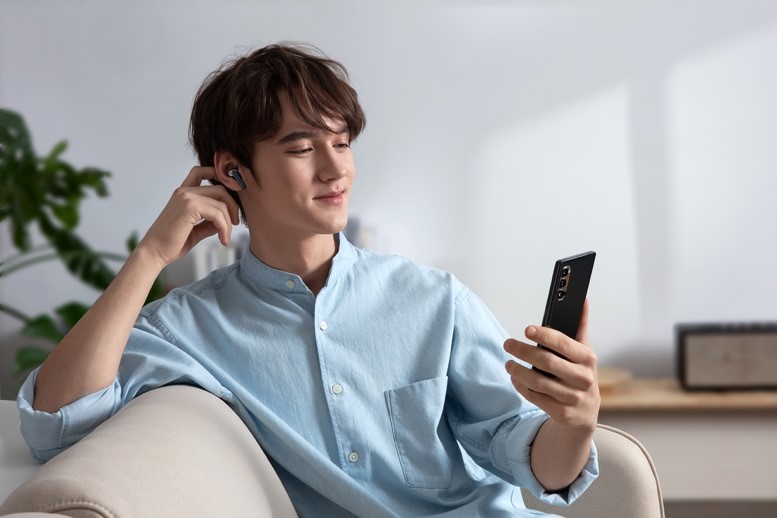 oppoencow51真无线降噪耳机,oppoencow51与小米降噪项圈耳机