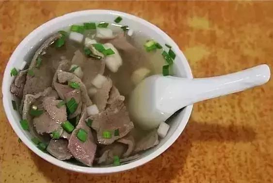 你好，让我们在东山的洋房街道来场不期而遇的邂逅