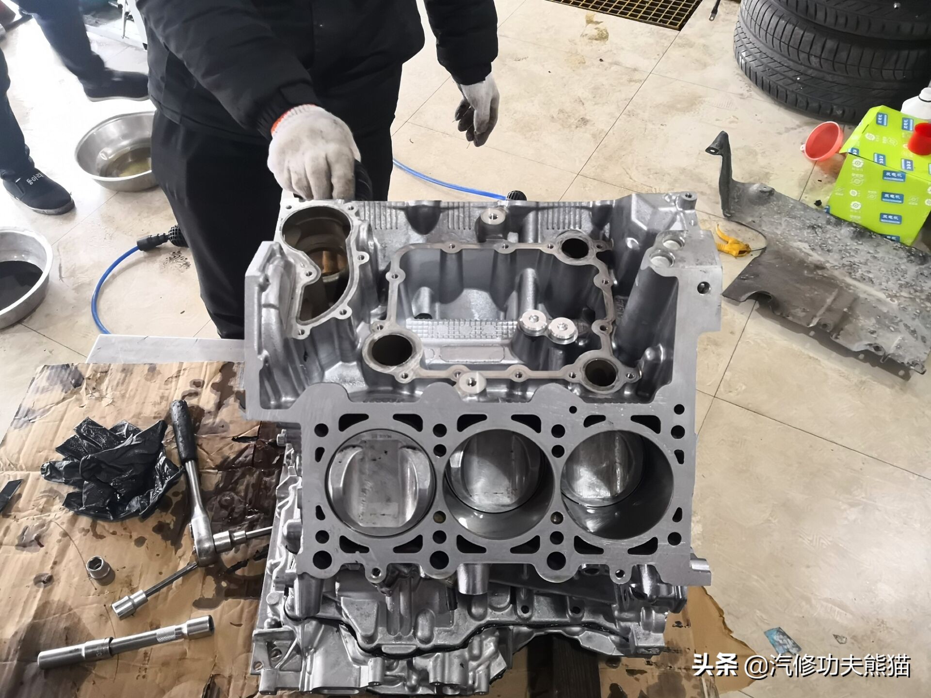 大众途锐急加速发动机故障灯点亮,大众新款途锐车子烧机油