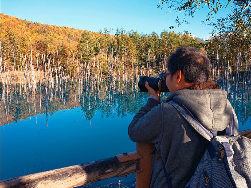 北海道登别到美瑛町需多久,日本北海道美瑛川的雪景