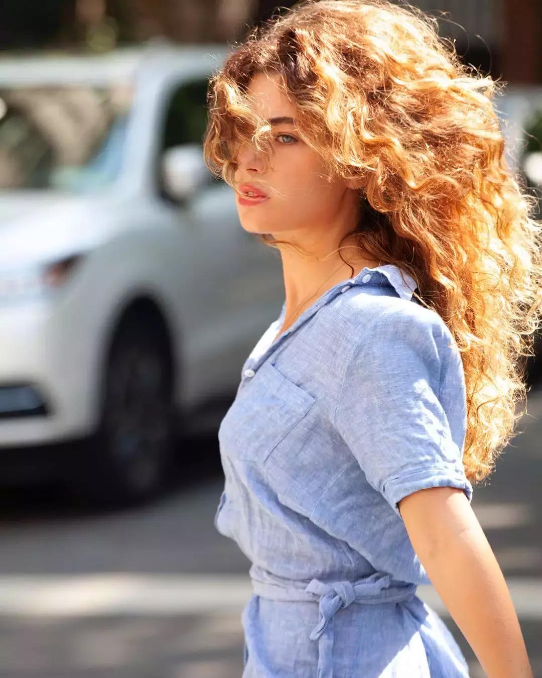 法国女人高级感穿搭,好看又好穿的女人