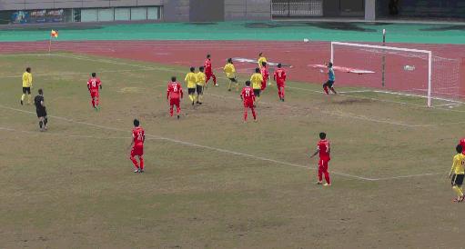 巴斯滕零角度射门根本不是零度角,巴斯滕是足球世界里的超级射手