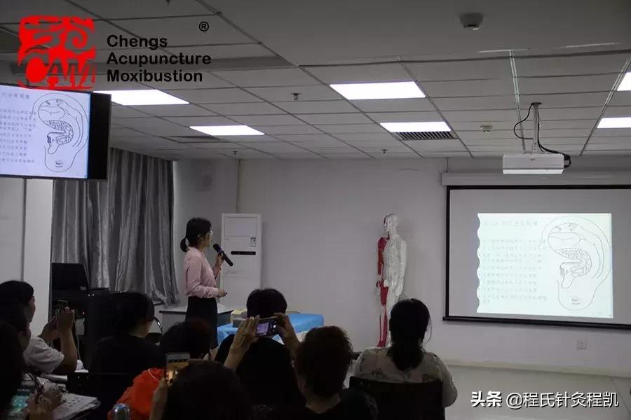 中暑掐人中有什么作用,中医中暑急救