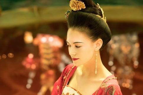 王者的四大美女杨玉环,美女杨玉环的传奇一生