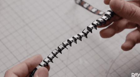 把小米铁蛋爆改成钢铁加鲁鲁的大佬，还曾把手机改造成北京城