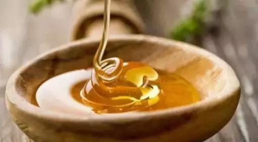 教你一招不用钱的祛斑方法,教你一招有效淡斑不用花大价钱