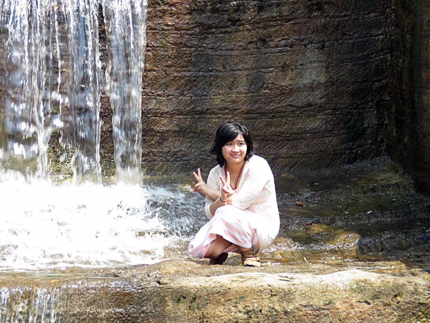 广州莲花山景点,岭南莲花山全景