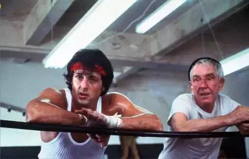 洛奇哪一部最值得看,看完洛奇这部电影的感觉