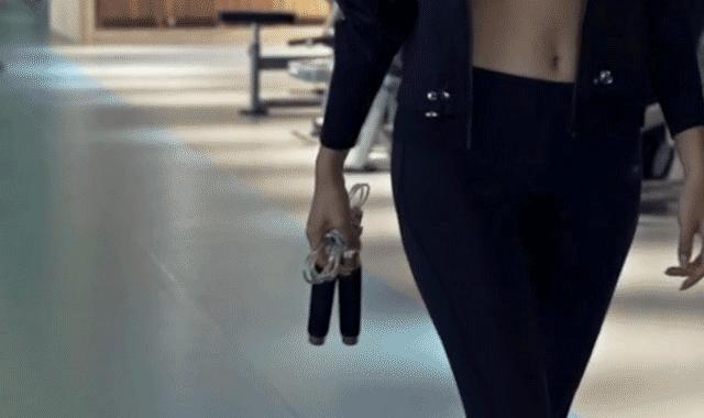 萧亚轩是靠什么吸引小鲜肉,萧亚轩鲜肉收割机恋爱秘籍