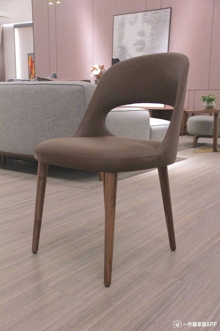 精致轻巧省空间，让你的餐厅韵味十足丨华师傅传匠实木餐桌测评