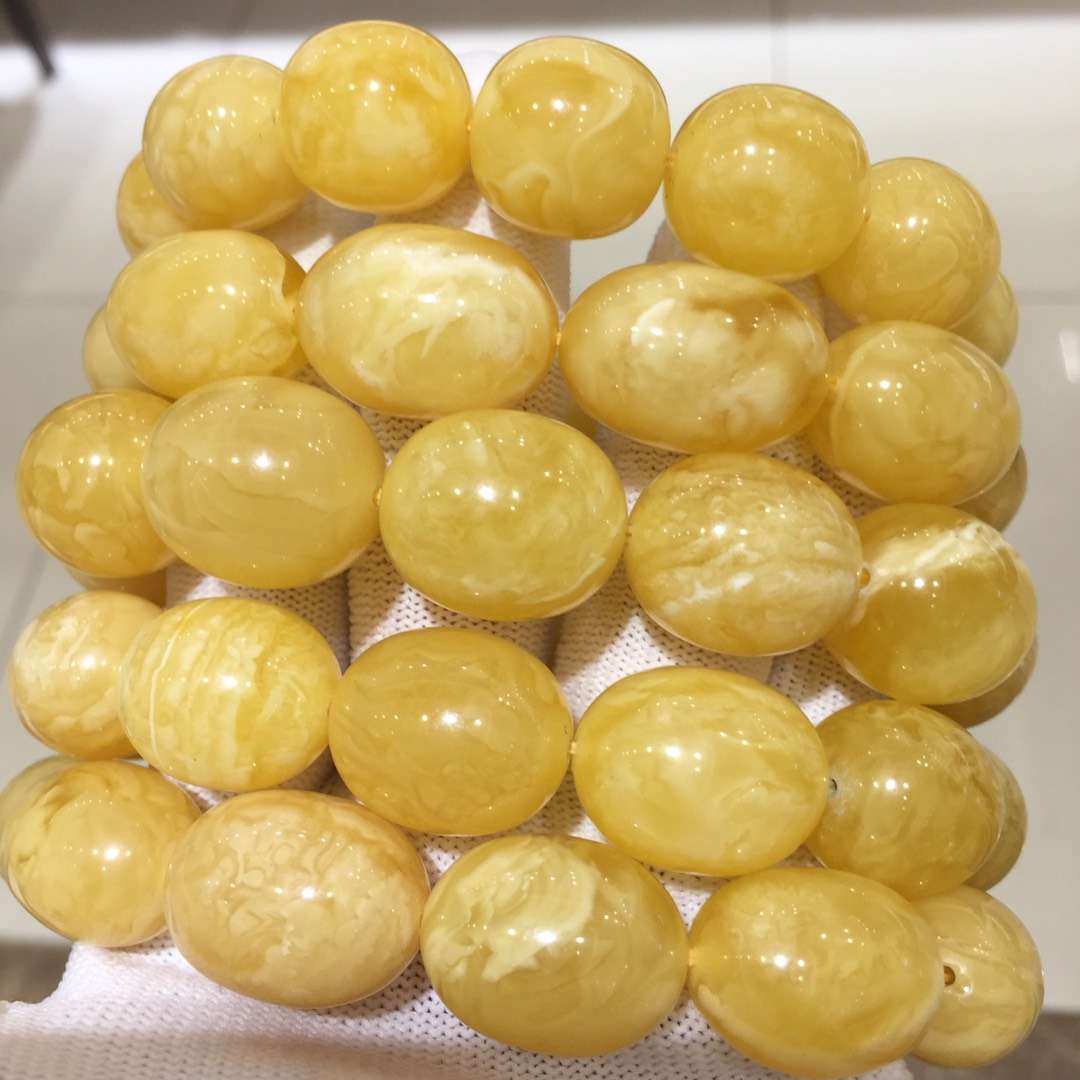 最好的琥珀是哪里产的,琥珀哪里的产地最好