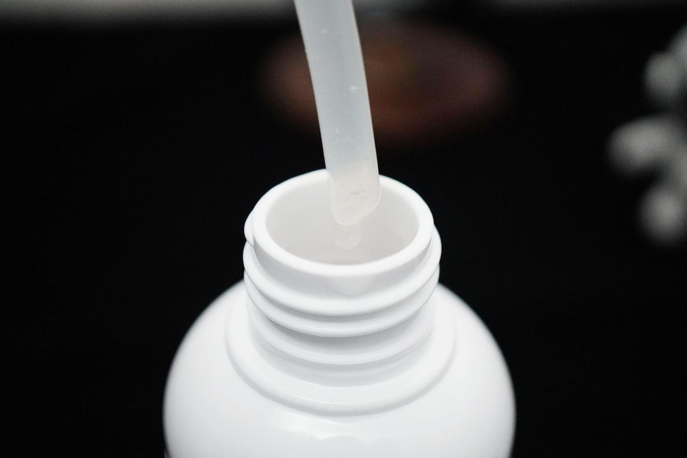 油性皮肤如何补水控油,油性肌肤控油小技巧