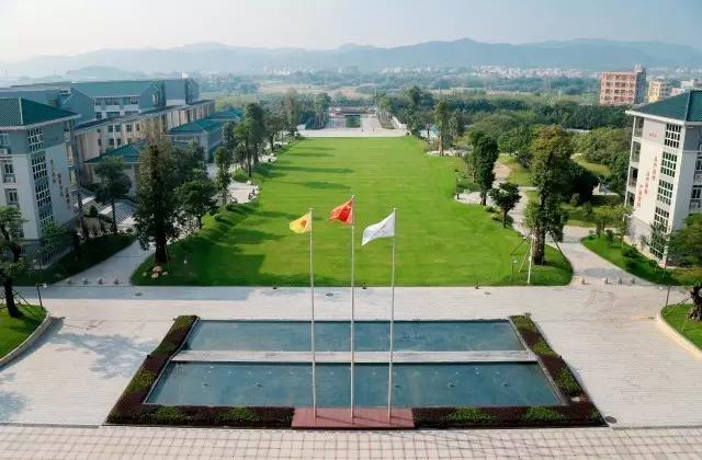 高考分数低上高职,高考不理想上高职有前途吗