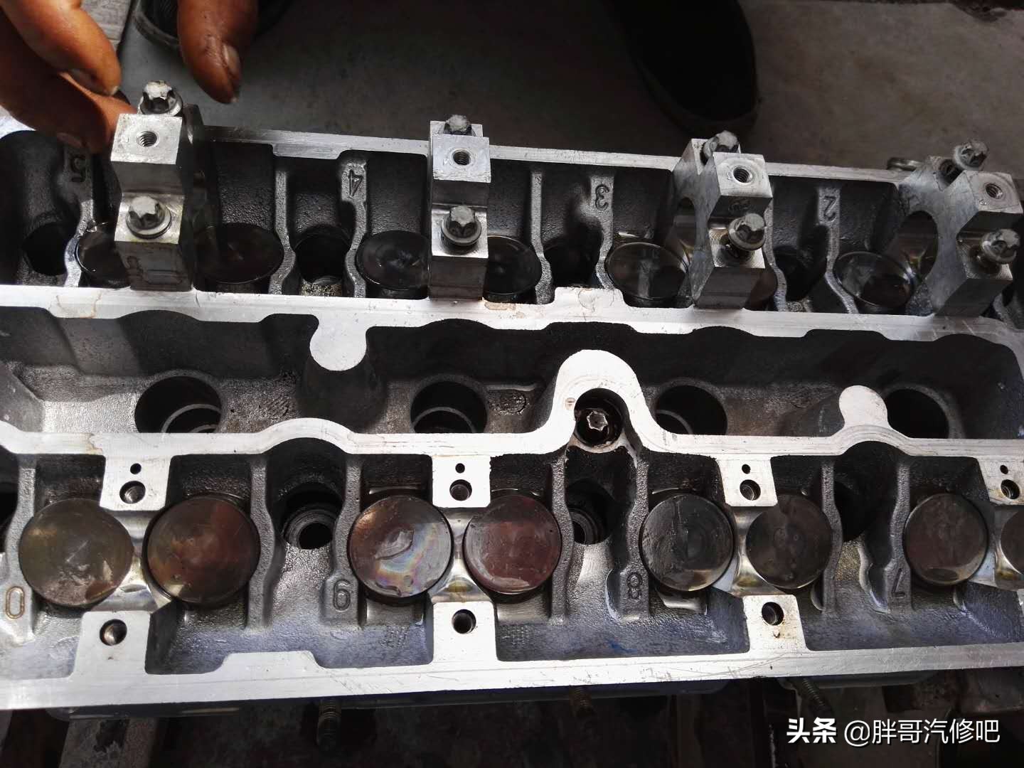 发动机烧机油胖哥,发动机烧机油一定不要着急更换