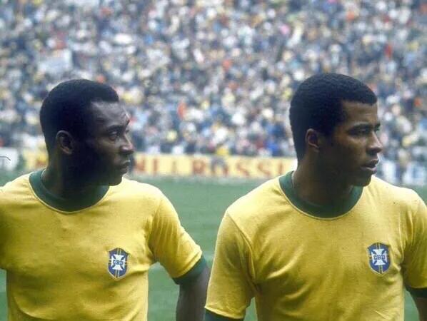 巴西足球往事：从贝利到济科再到罗纳尔多，如今内马尔身边还有谁