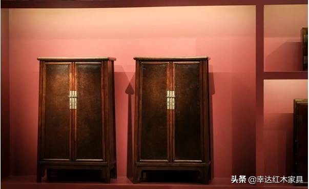 伍嘉思“木趣居”的背后:明式家具收藏的热潮来袭