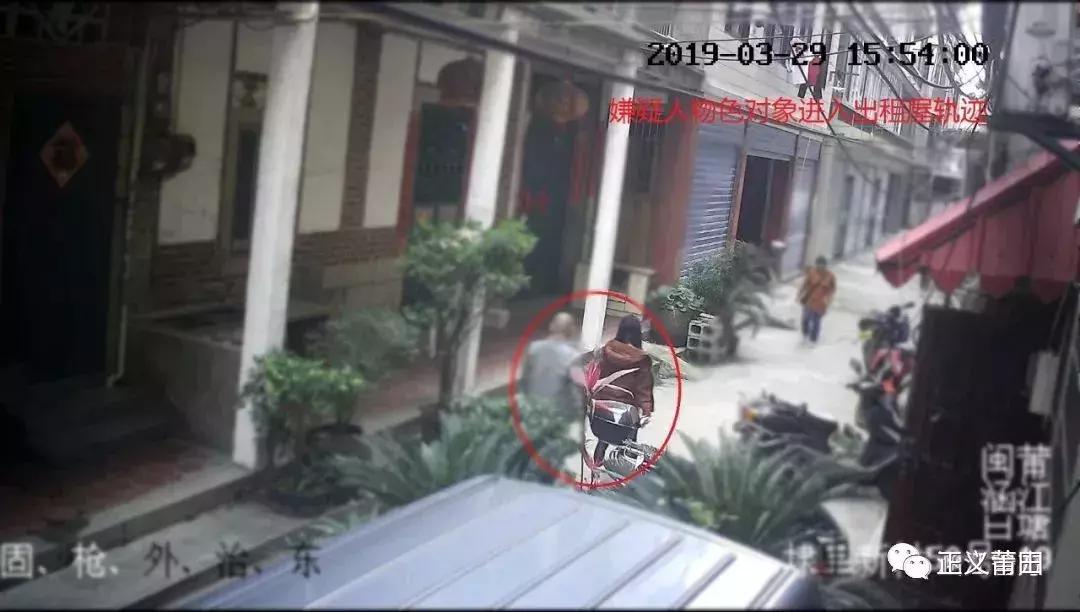 最新抓获招嫖诈骗团伙被抓的视频,莆田扫黄警察抓捕过程