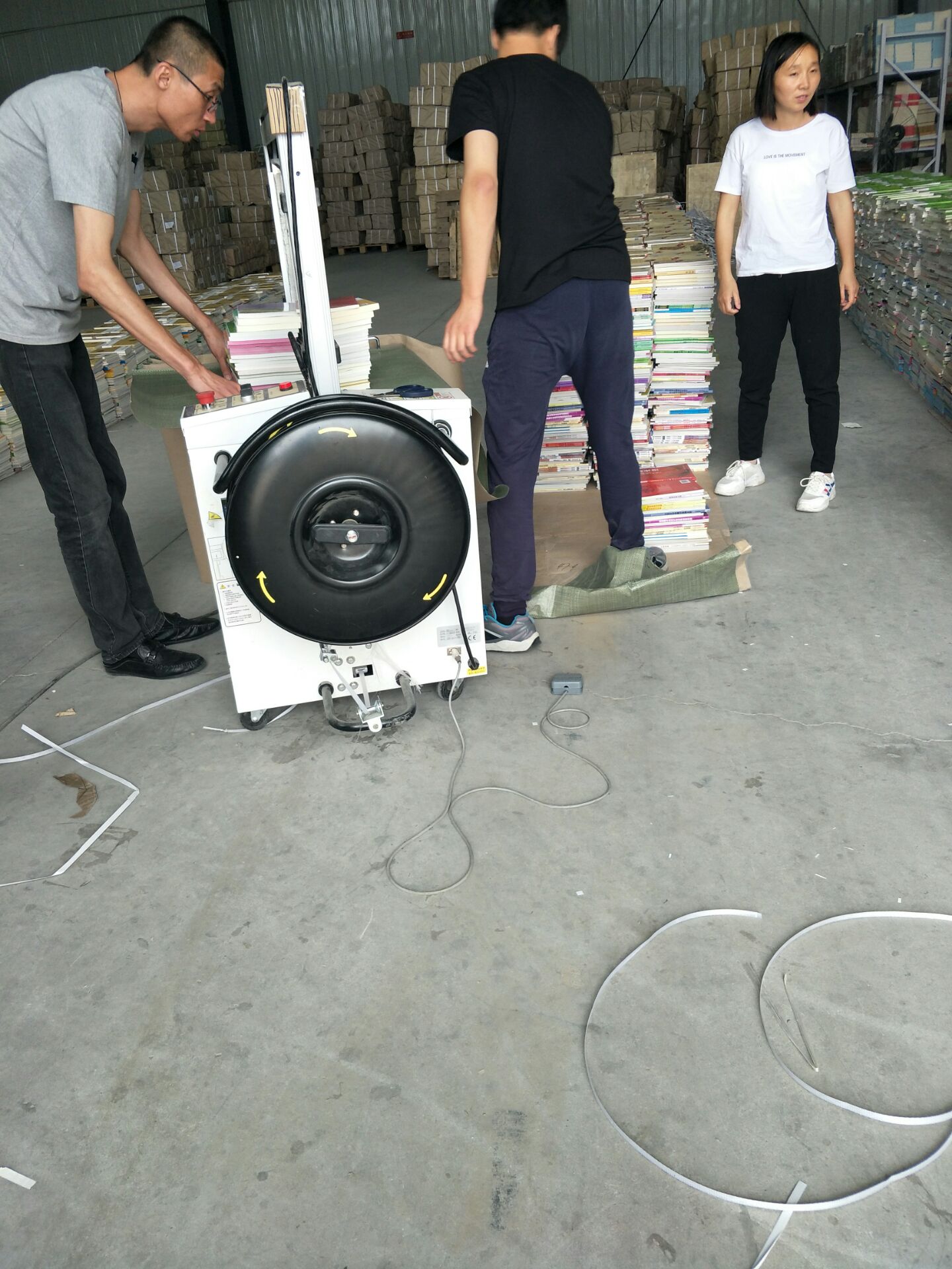 书籍批发商如何配货,书籍类目如何无需物流发货