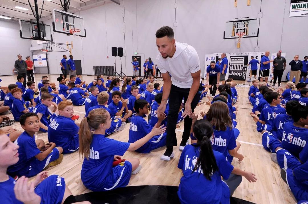 nba2konlinejr史密斯09版怎么样,jr史密斯09总决赛