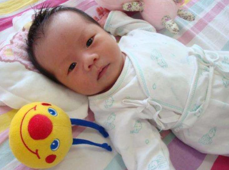 宝宝满百天后有什么变化,小宝宝满百天要干嘛