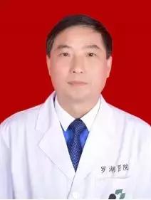 中超运动员受伤,足球黄嘉俊