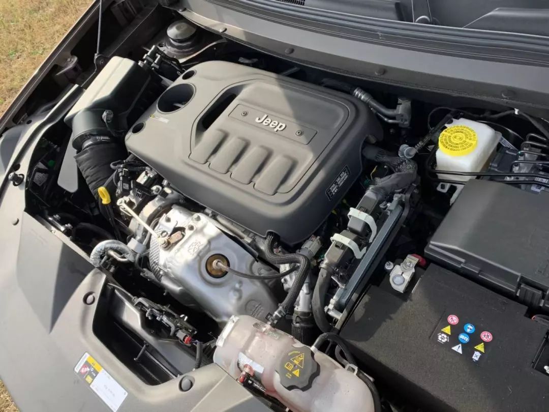 试驾2019jeep自由光探享版,试驾jeep新自由侠