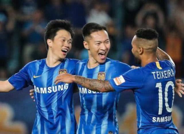 中超最新积分榜上港恒大齐头并进,中超积分榜恒大国安