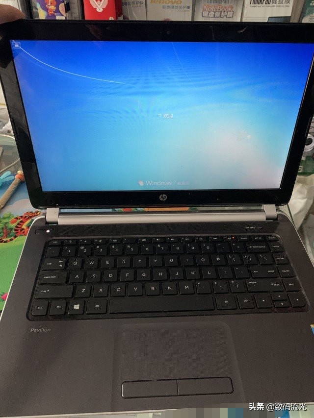 电脑摔一下不开机保修,客户电脑坏了怎么修好