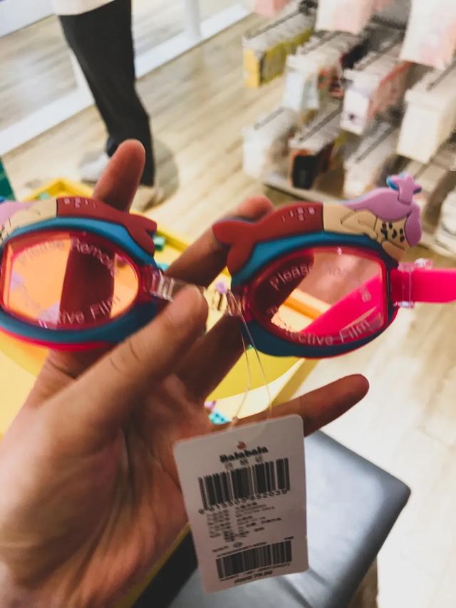 带宝宝游泳有必要吗,带孩子游泳需要带什么